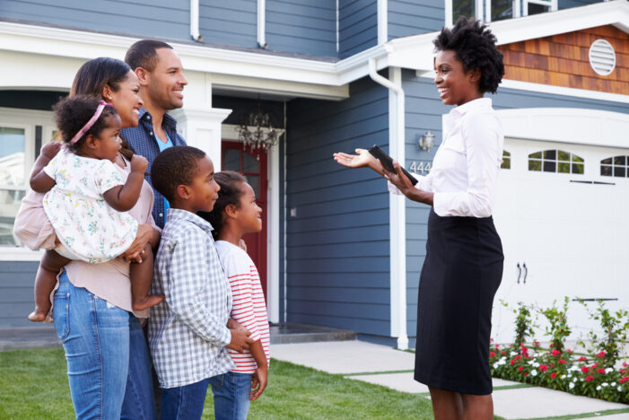 Becoming a Real Estate Agent in New York State: A Step-by-Step Guide